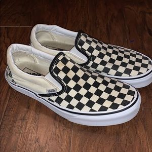 Checkerboard Vans sz 9 cream black